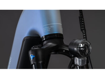 CUBE KATHMANDU HYBRID ONE11 HPC PRO 800 click to zoom image